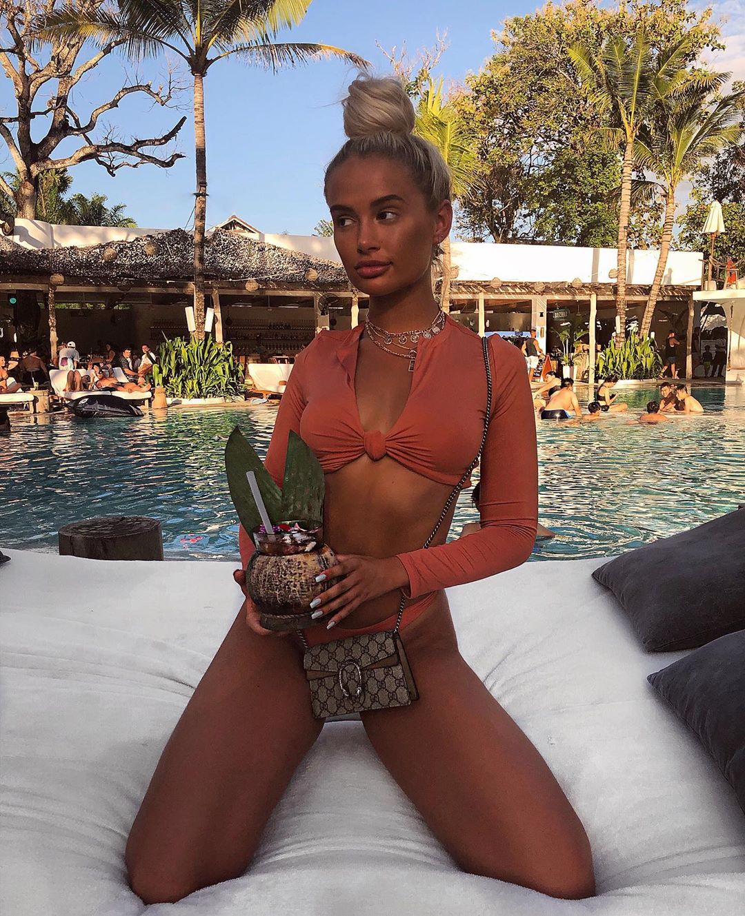 Image may contain: Molly-Mae Love Island, Molly, Love Island, new girl, Molly Mae Hague, new arrival, girl, contestant, cast, who is she, age, Instagram, profile, updates, news, gossip, Water, Couch, Skin, Furniture, Clothing, Apparel, Person, Human, Resort, Hotel, Building