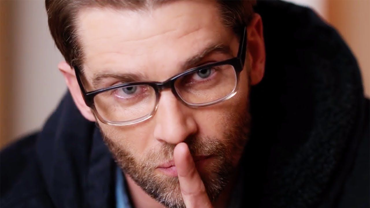 Image may contain: Secret Obsession, Netflix, Russell, film, review, tweet, meme, reaction, cast, plot, spoilers, questions, Beard, Accessory, Glasses, Accessories, Human, Person, Face