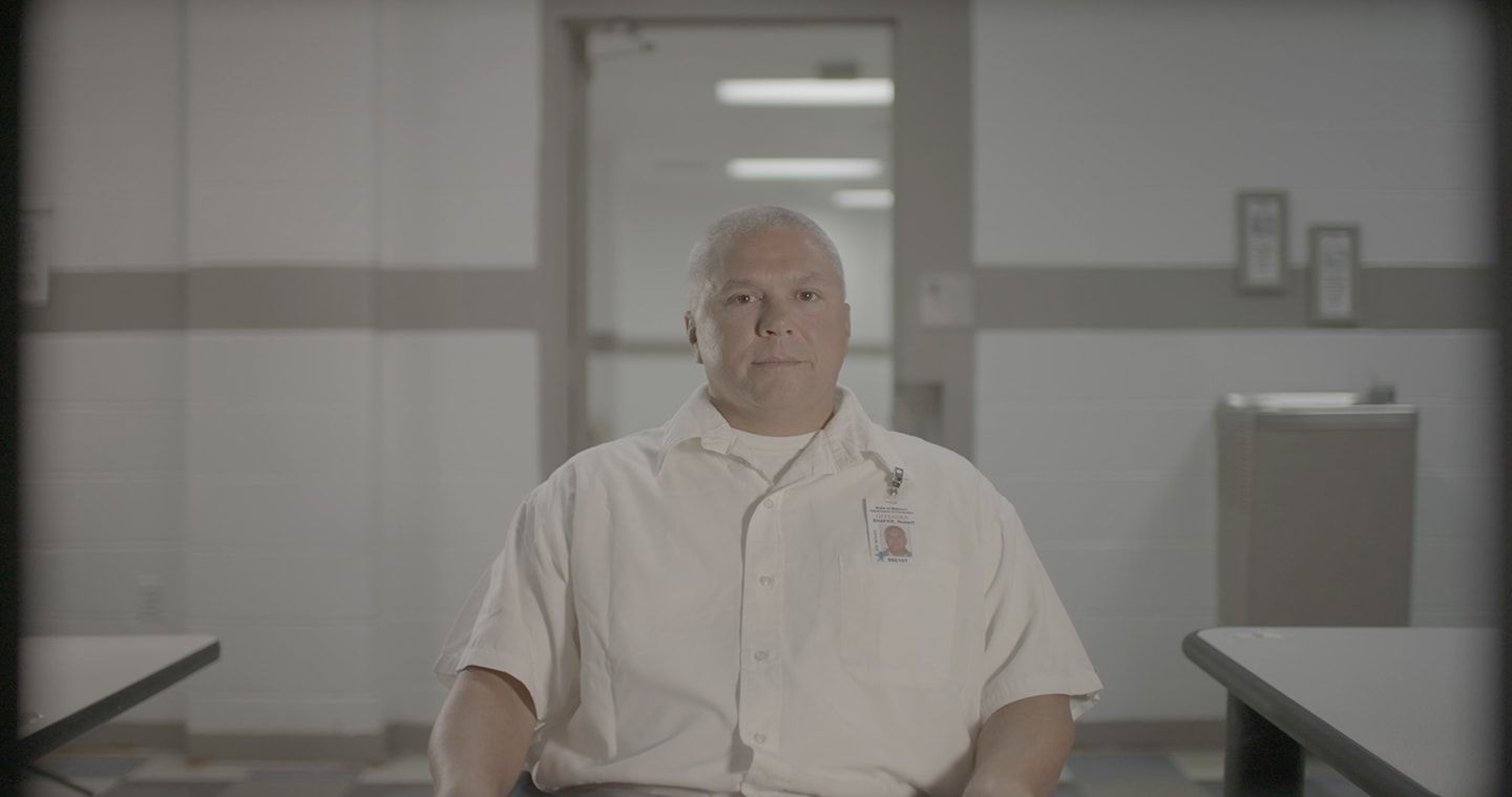 Image may contain: I Am a Killer, Netflix, Robert Shafer, Missouri, inmate, death row, true, crime, real, story, detail, Chef, Human, Person, Apparel, Shirt, Clothing