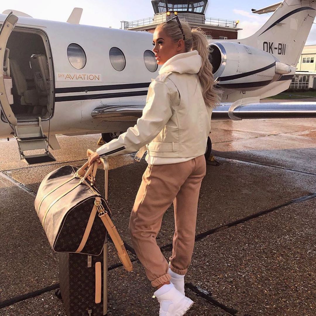 Image may contain: Love Island, gossip, news, latest, rumours, news, Molly-Mae, private jet, under 18s, Machine, Helicopter, Vehicle, Aircraft, Transportation, Airplane, Long Sleeve, Airfield, Airport, Sleeve, Apparel, Clothing, Person, Human