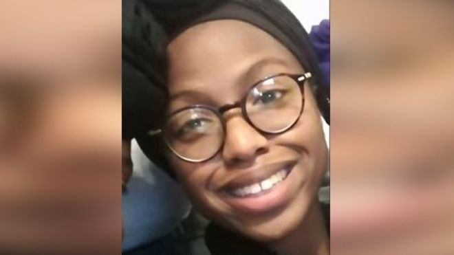 Image may contain: Joy Morgan, Selfie, Dimples, Photography, Portrait, Photo, Female, Head, Glasses, Accessory, Accessories, Smile, Face, Human, Person