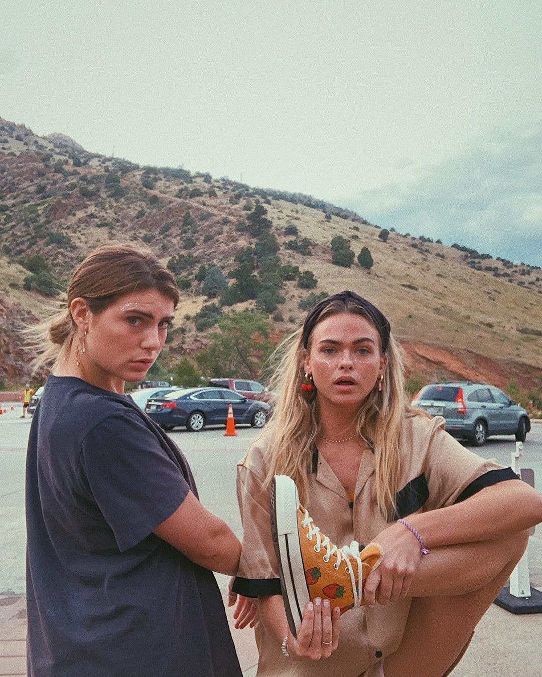 Image may contain: VSCO girl meaning, VSCO girl, tumblr, Emma Chamberlain, Summer McKeen, explained, what, how to become, step by step, jokes, sayings, sksksk, meaning, and I oop, hairstyles, bag, scrunchie, hydro flask, Car, Automobile, Food, Meal, Road, Transportation, Vehicle, Person, Human