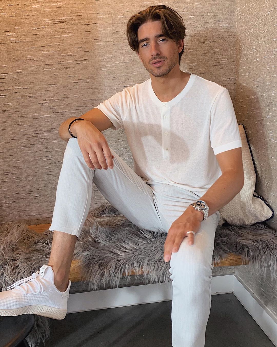 Image may contain: Made in Chelsea fake followers, Made in Chelsea, MIC, cast, Instagram, fake, followers, real, Harry Baron, comments, likes, Human, Person, Shoe, Footwear, Apparel, Clothing
