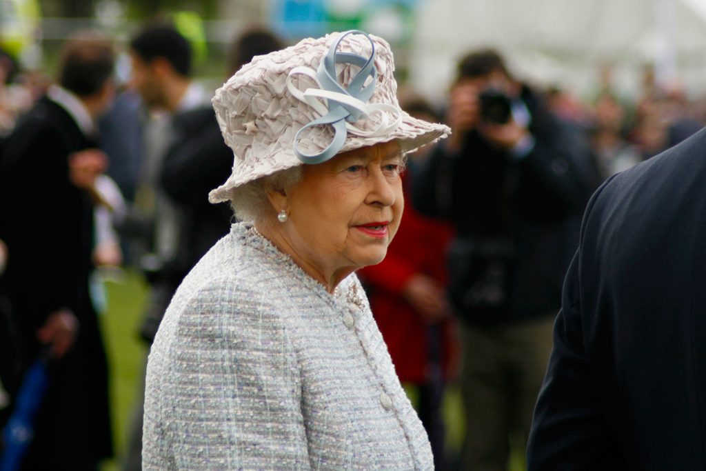 what happens when the Queen dies, what happens if the Queen dies, The Queen, Queen Elizabeth II, death, happens, London Bridge is down, Operation London Bridge, London Bridge, Buckingham Palace, TV, Radio, News,