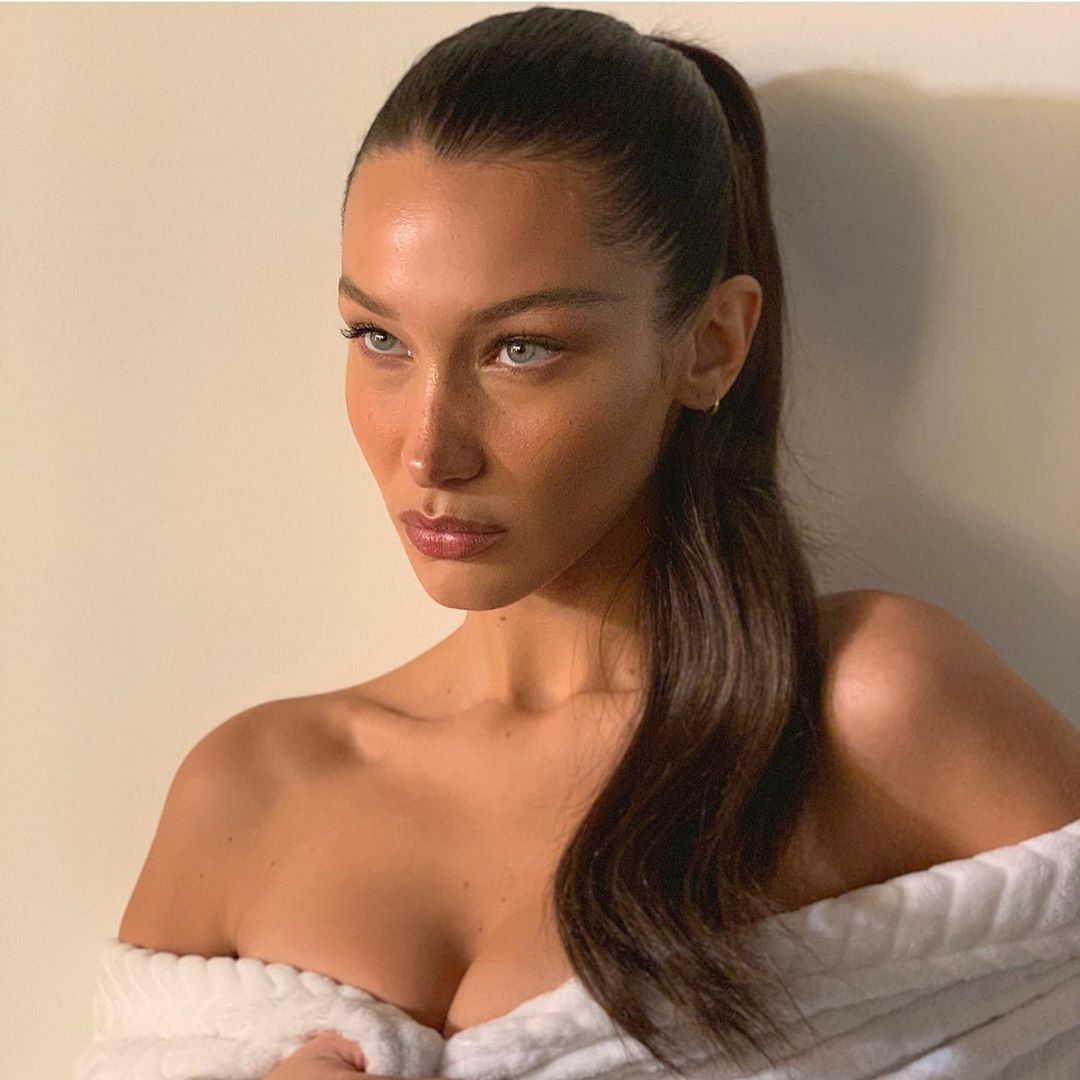 Image may contain: Ponytail, Person, Human, Hair