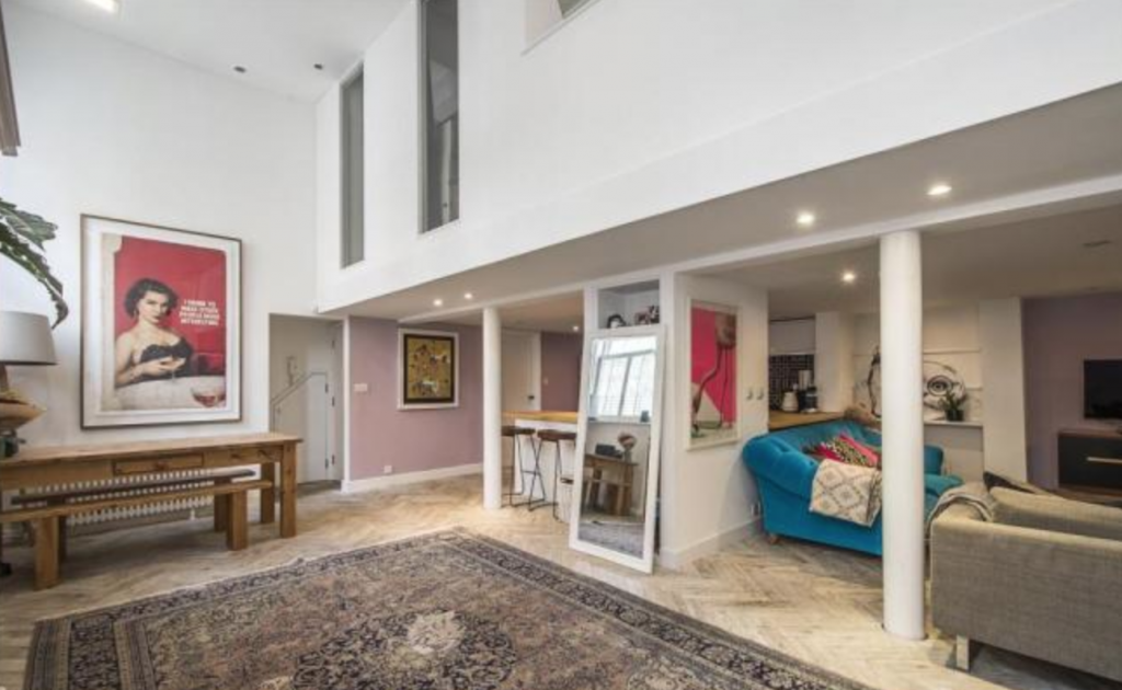 Caroline Flack flat, Caroline Flack, flat, house, Islington, where, pictures, inside, location, boyfriend, Lewis Burton, home, for sale