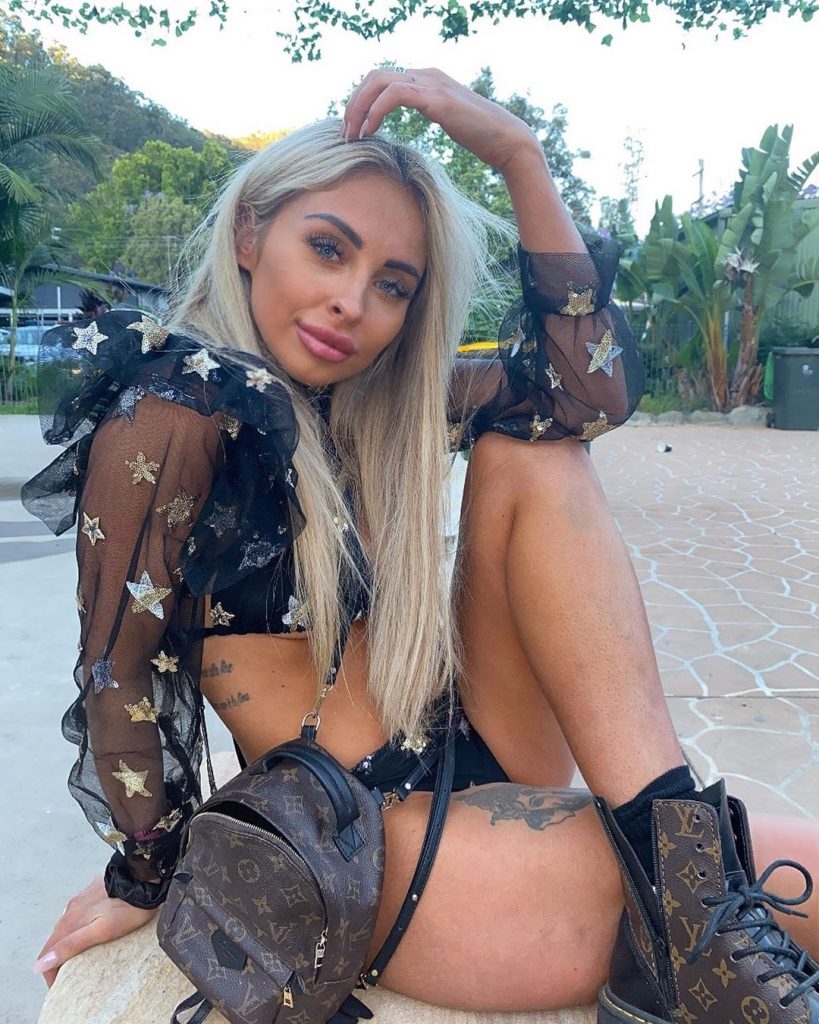 Love Island, Connor, Connor Durman, racist, text, message, WhatsApp, girlfriend, ex, Stevie Leigh Pich, winter, 2020
