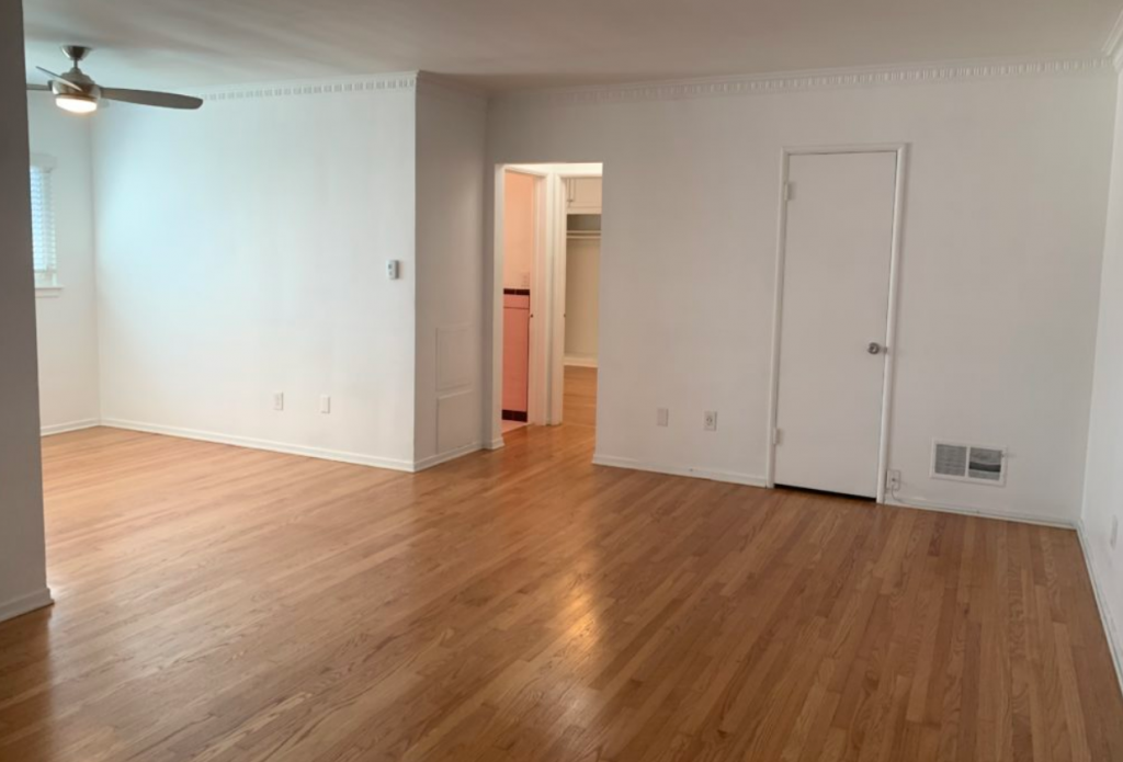 You, Netflix, Joe Goldberg, flat, apartment, home, Los Angeles, Hollywood Hills, LA, inside, set, location, filming, real