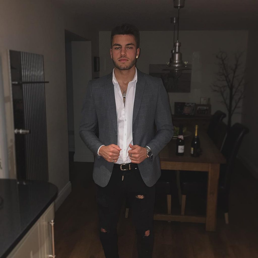 Love Island 2020 transformations, Love Island, 2020, winter, before, after, old, new, pictures, transformations, glow up, surgery, hair, tans, teeth, veneers, Finley, Finn