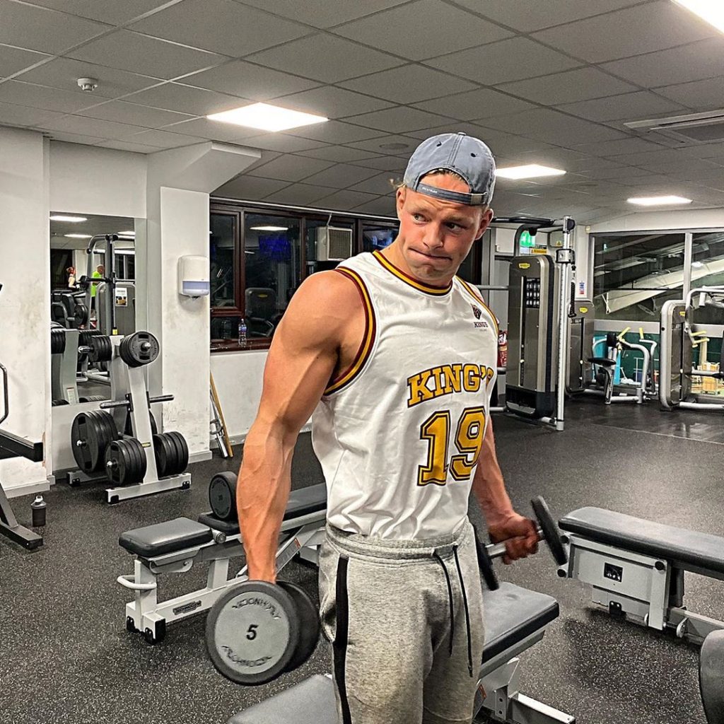 love island instagram charge