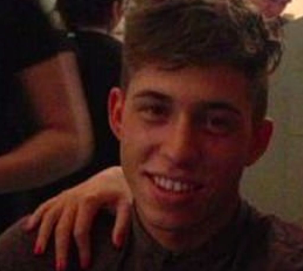 Love Island 2020 transformations, Love Island, 2020, winter, before, after, old, new, pictures, transformations, glow up, surgery, hair, tans, teeth, veneers, Connor