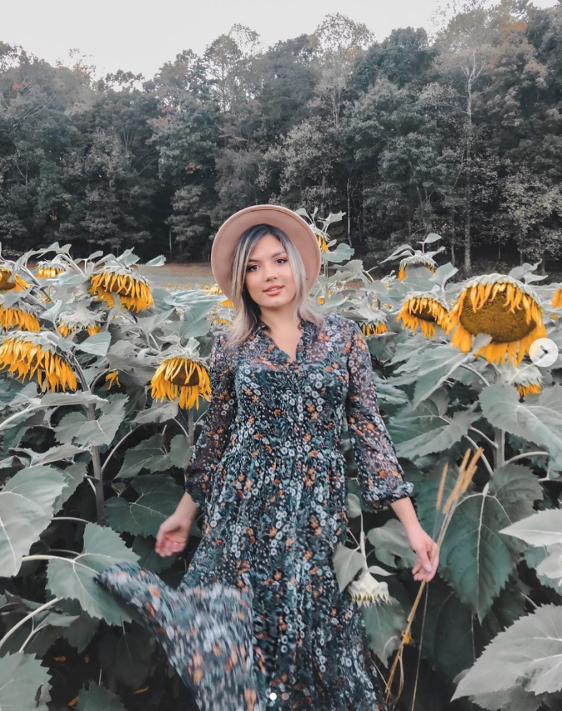 Love Is Blind, netflix, couple, Giannina Gibelli, Gigi, Damian Powers, back, together, dating, Instagram