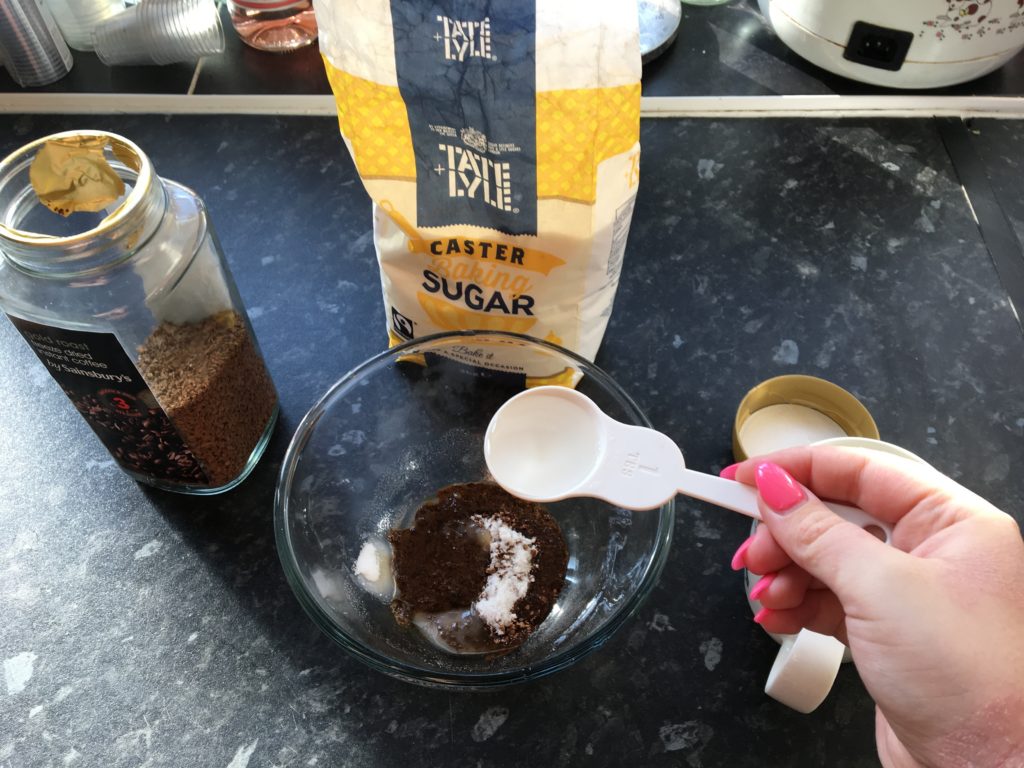 How to make dalgona coffee, recipe for the TikTok coffee, guide to making thick iced coffee