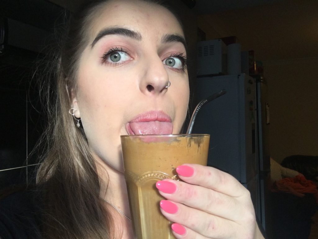 How to make dalgona coffee, recipe for the TikTok coffee, guide to making thick iced coffee