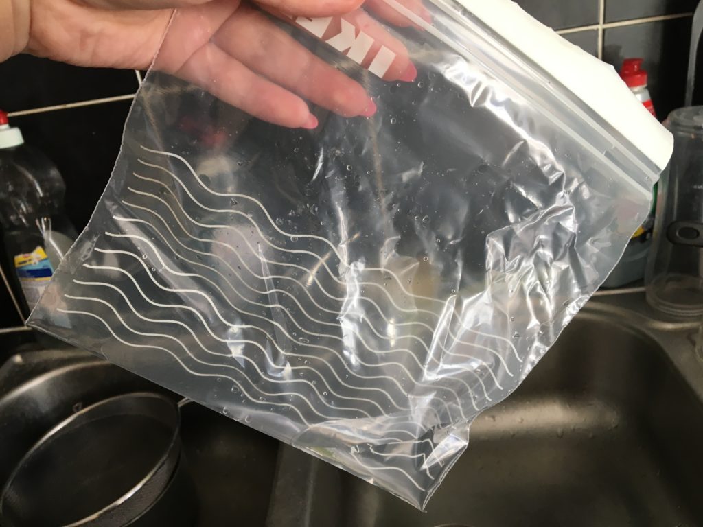 How to make dalgona coffee, recipe for the TikTok coffee, guide to making thick iced coffee