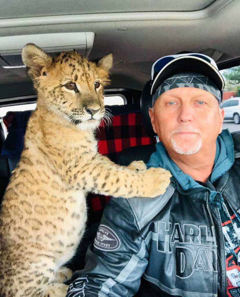 Tiger King, Instagrams, Netflix, account, social media, Jeff Lowe
