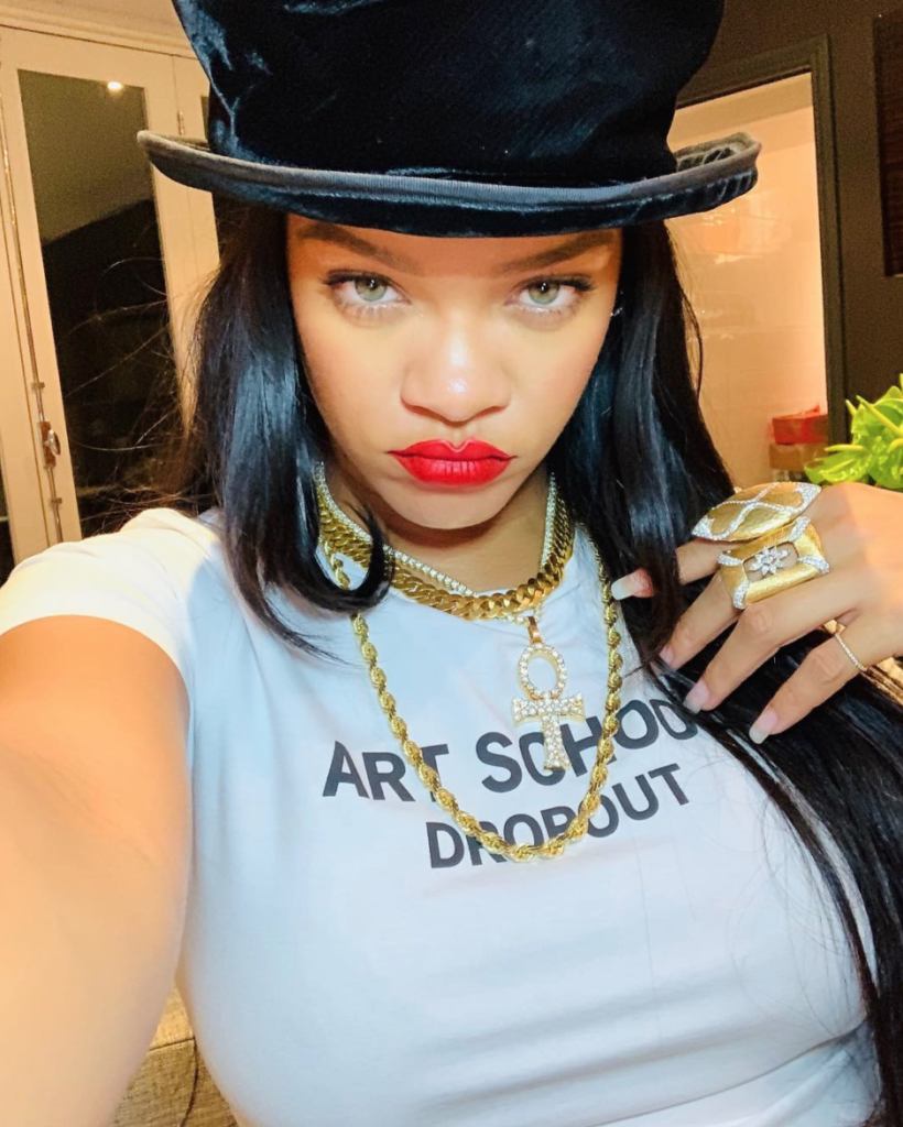 Rihanna, Instagram