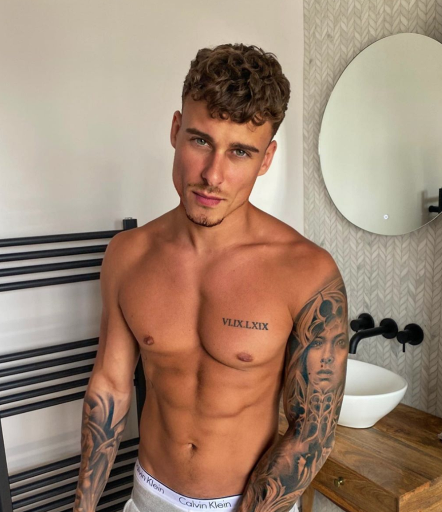 Kori, Netflix, Insta