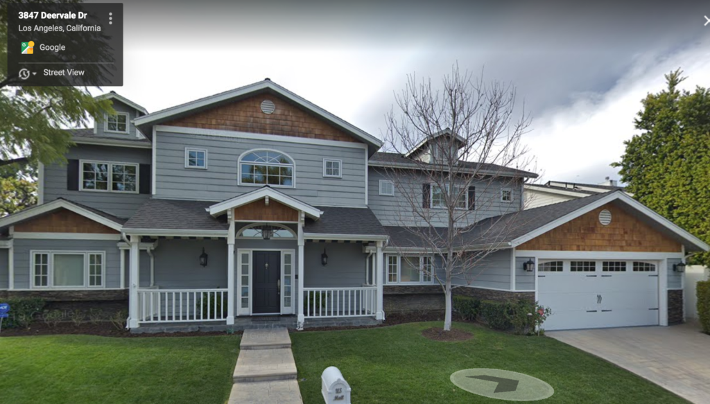 Dead To Me, season two, Netflix, filming locations, set, filmed, Jen, house, real, interior, inside, Laguna Beach, Los Angeles, California,