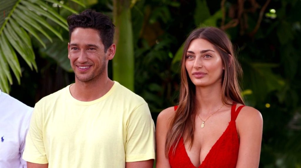 Netflix, interior design, property, renovation, makeover, transformation, shows, series, similar, Instant Hotel