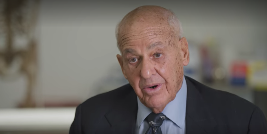 Netflix, Dr Cyril Wecht