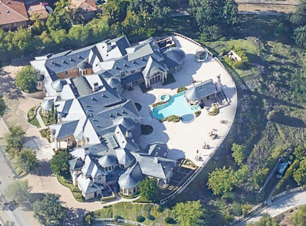 jeffree star house, youtuber houses