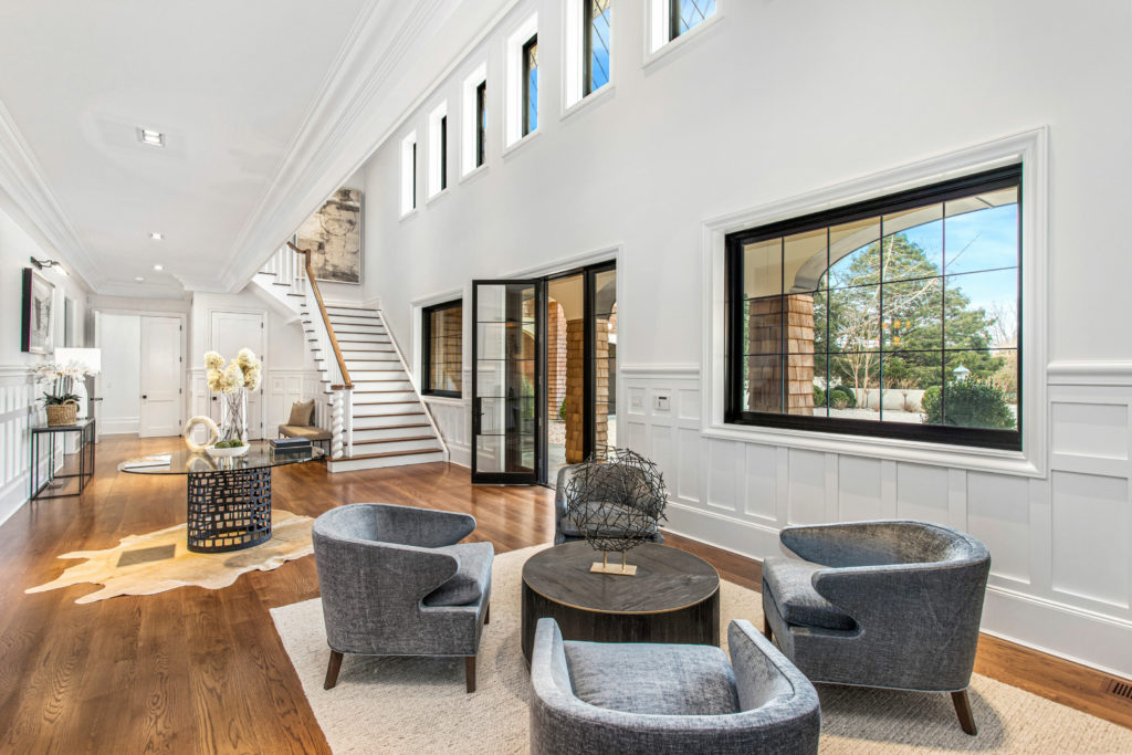 Nest Seekers, the Hamptons, expensive, listings, homes, right now, Million Dollar Beach House, Netflix