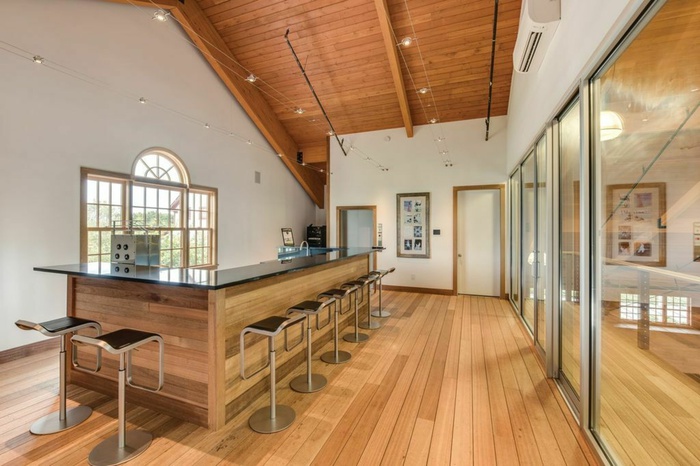 Nest Seekers, the Hamptons, expensive, listings, homes, right now, Million Dollar Beach House, Netflix
