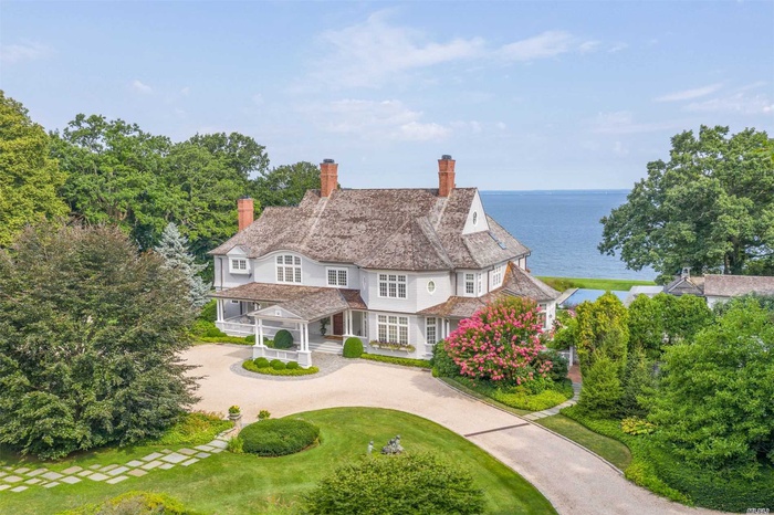 Nest Seekers, the Hamptons, expensive, listings, homes, right now, Million Dollar Beach House, Netflix