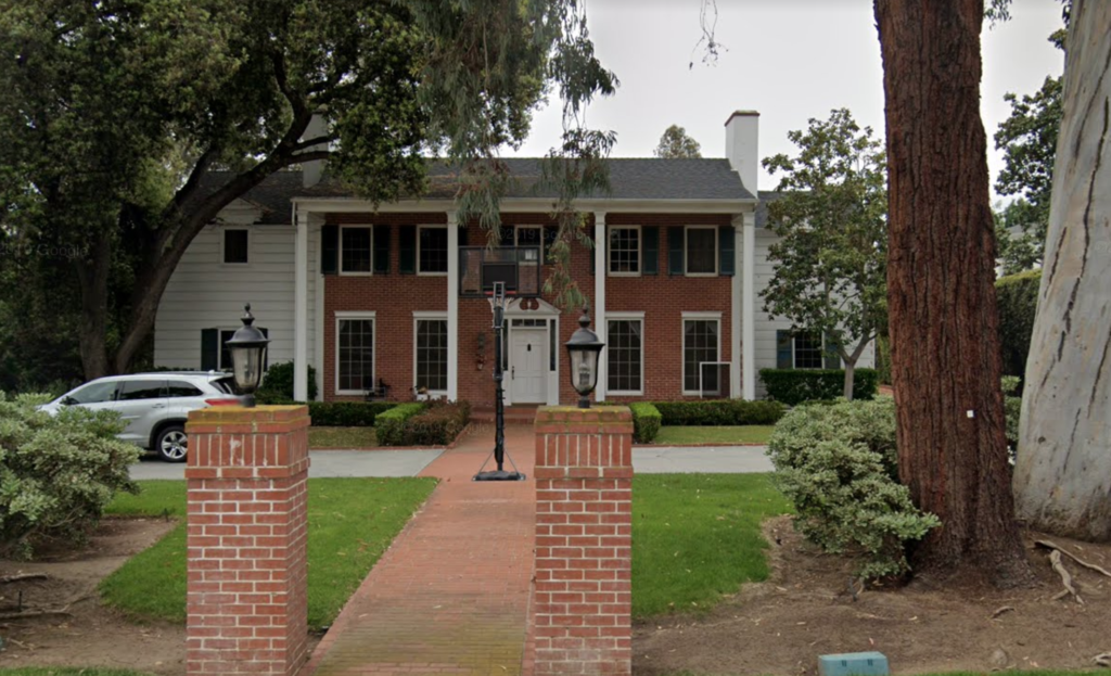 Dan Broderick, home, real, true, location, set