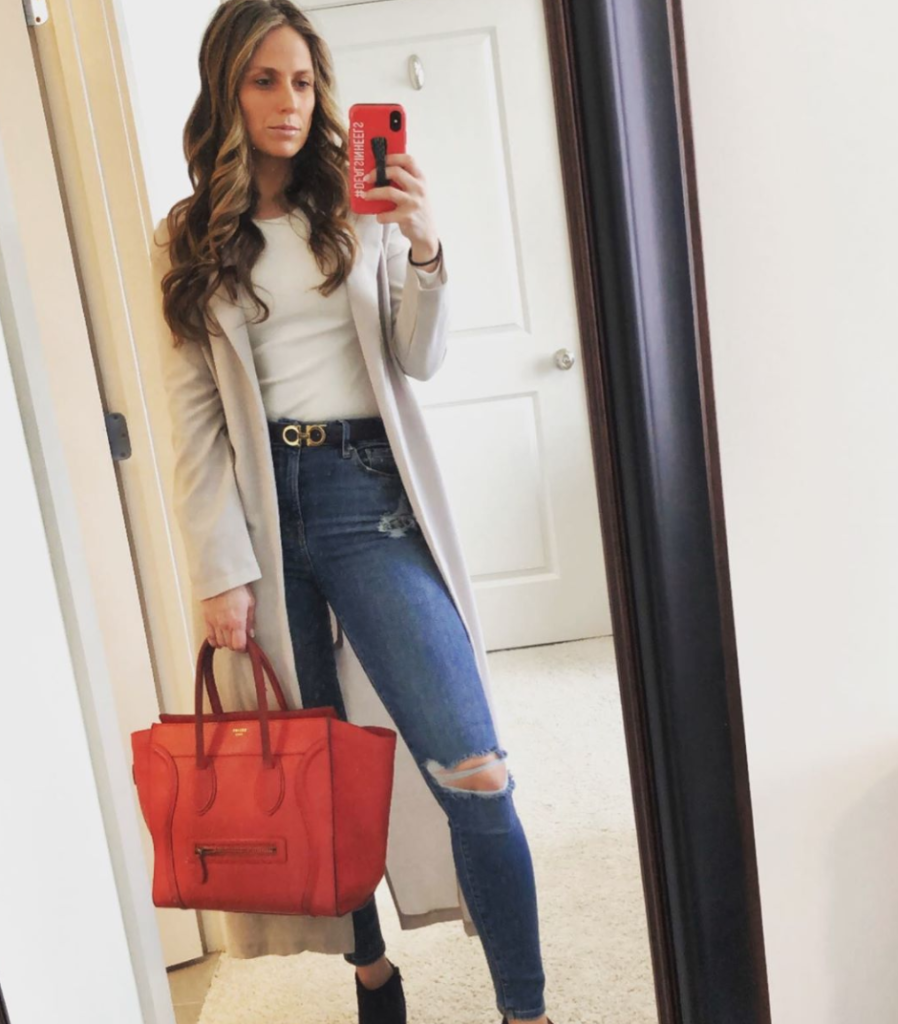 Peggy Zabakolas, Instagram