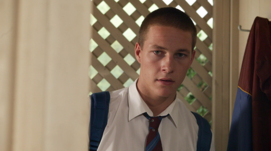 Luke Bracey, profile, who plays, Jackson, Holidate, Netflix, age, born, net worth, Instagram, Twitter, height, relationship, girlfriend, wife, work, job, Australian, actor