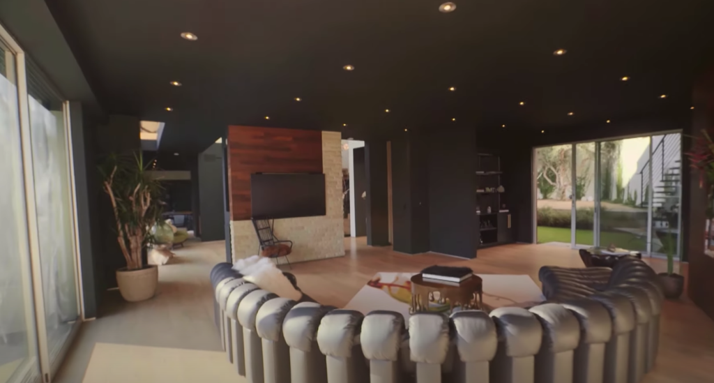 Christine Quinn, house, home, inside, cribs, tour, video, watch, Selling Sunset, MTV, Netflix