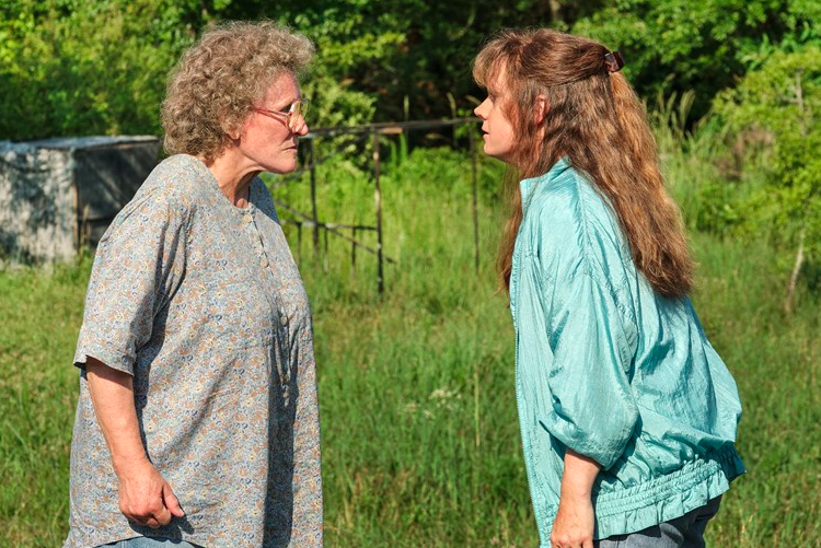 netflix hillbilly elegy reviews