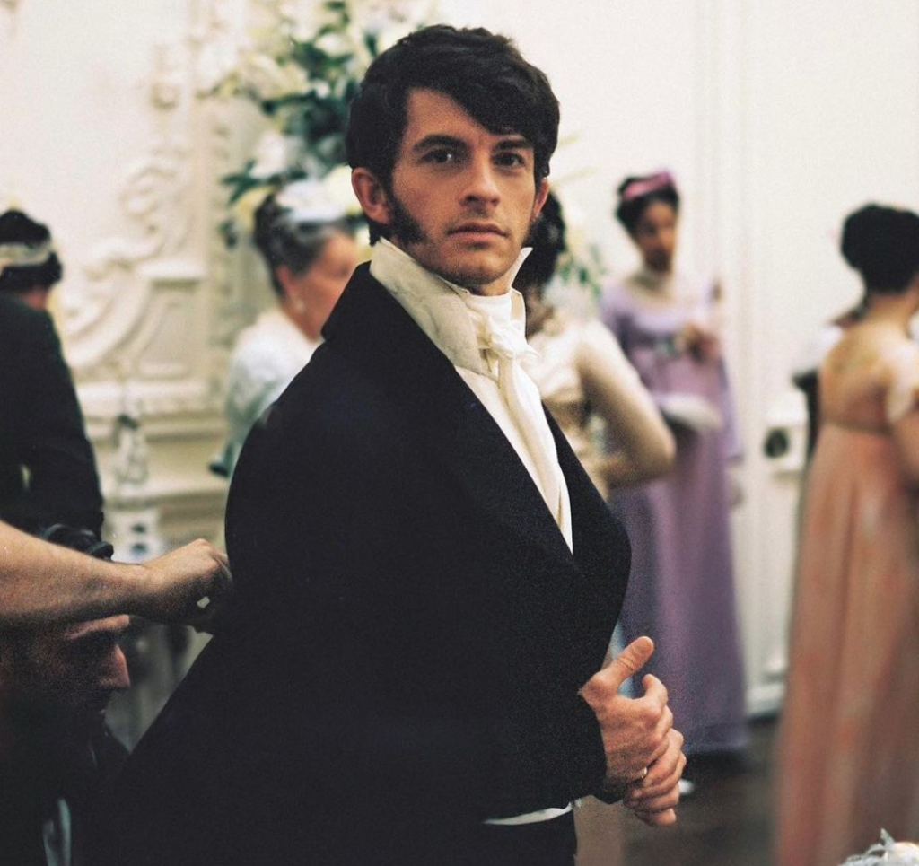 Bridgerton, partners, Netflix, real life, dating, relationship, girlfriend, boyfriend, Jonathan Bailey, gay, Anthony Bridgerton