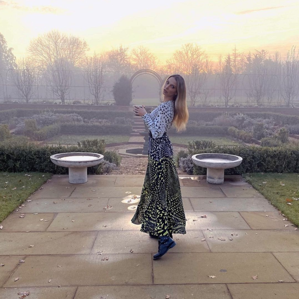 sophie hermann, celebs go dating