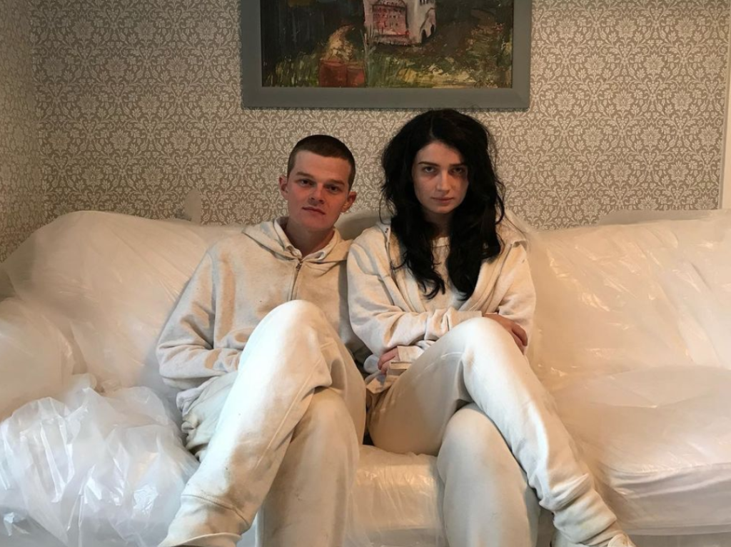Eve Hewson, Robert Aramayo