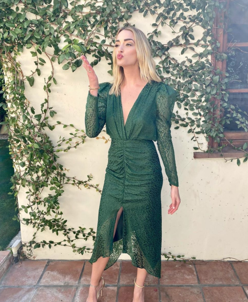 Ginny and Georgia, cast, Instagrams, Instagram, follow, real life, characters, Netflix, Brianne Howey, Georgia Miller