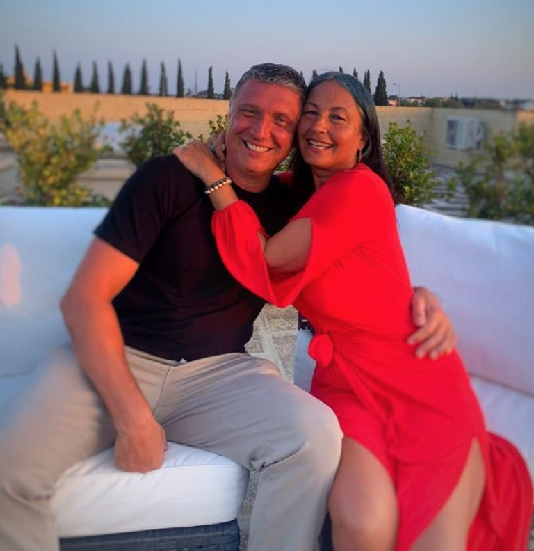 Dave and Sara, First Dates Hotel