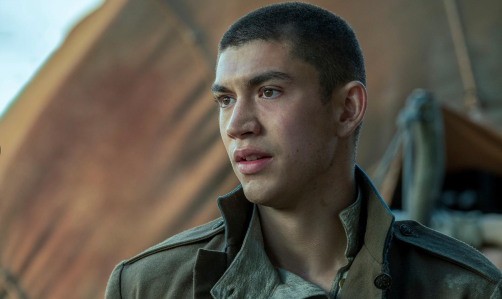 Shadow and Bone, Netflix, cast, ages, old, age, real life, Archie Renaux, Malyen 'Mal' Oretsev