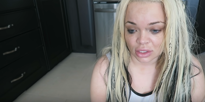 trisha paytas, chicken nugget video