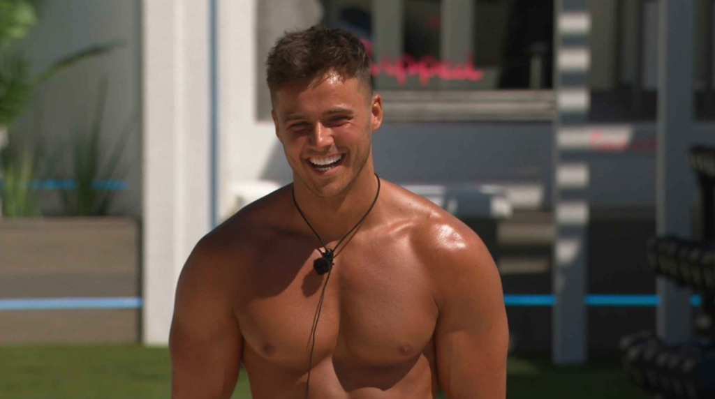 How old is Brad McClelland: The ages of all of the Love Island 2021 Islander cast members