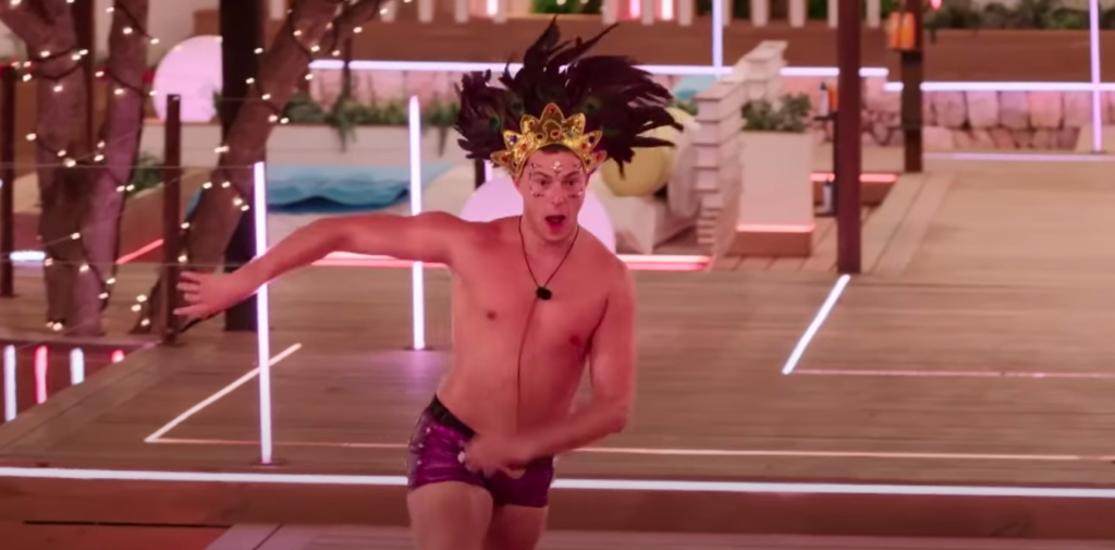 The worst ever outfits worn for the Love Island heart race challenge