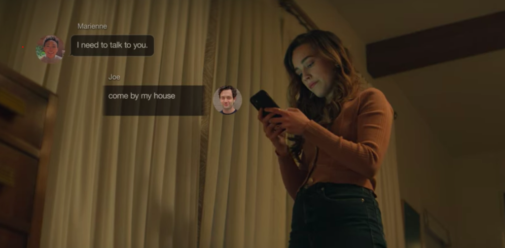 YOU fans spot error in the picture of Joe Goldberg in messenger scenes during season three