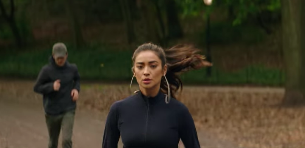 The most shocking and gruesome moments there have ever been in YOU on Netflix