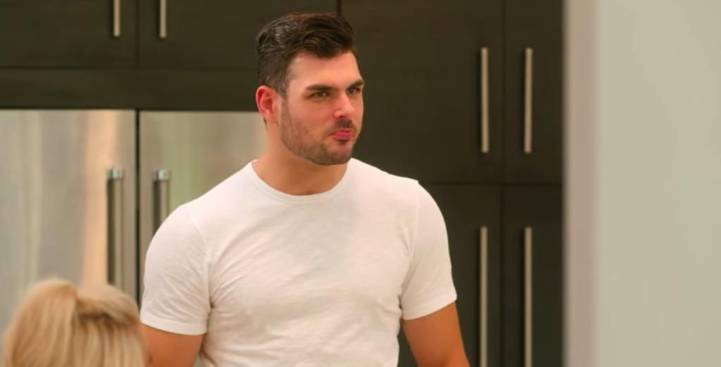The net worths of the cast of Selling Sunset on Netflix, Romain Bonnet