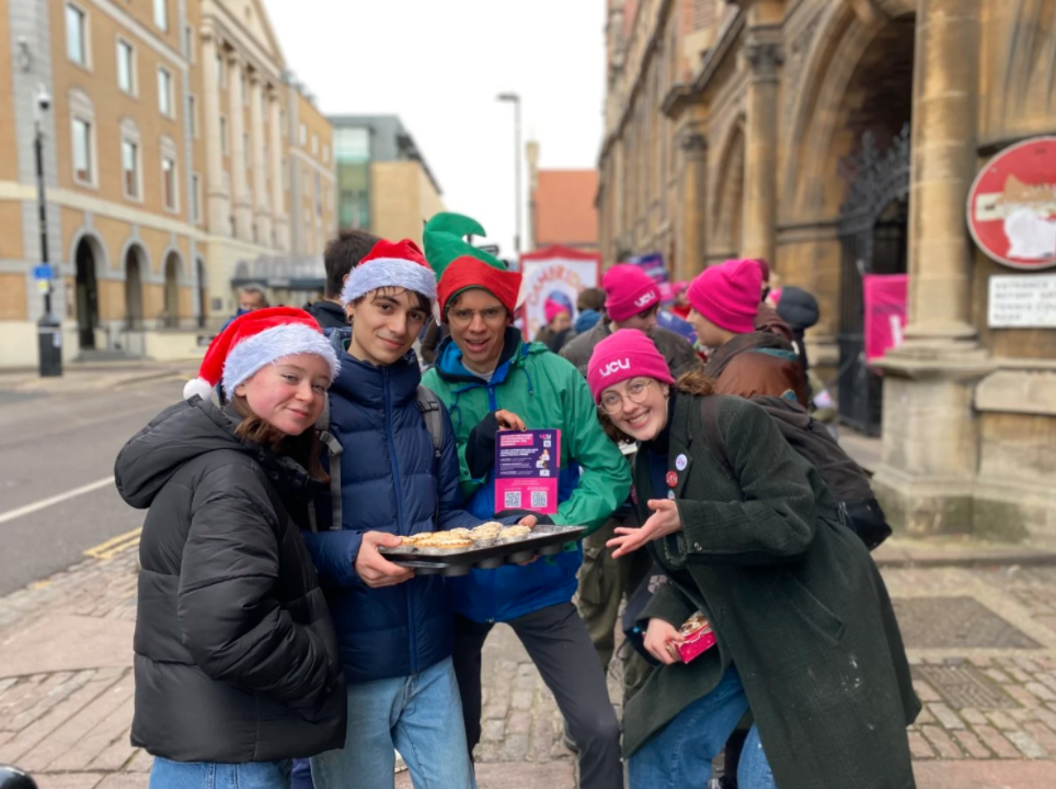 ucu-university-student-mince-pies-christmas-lecturer-strikes