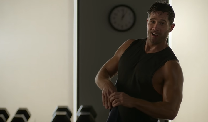 Luke Macfarlane cast of single all the way