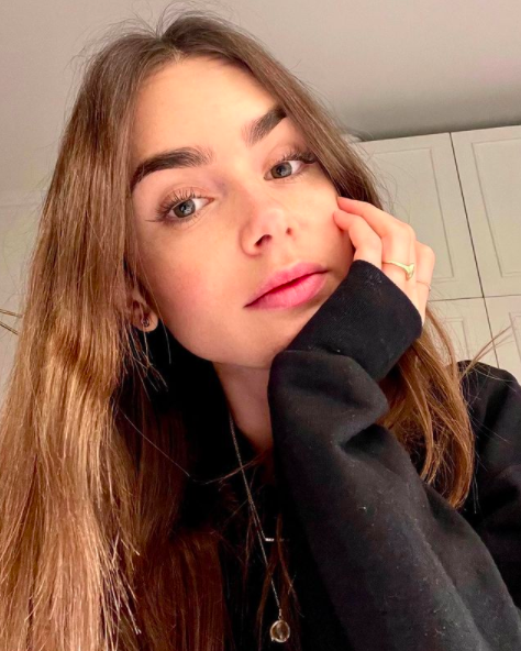 The real life ages of the cast members of Emily in Paris on Netflix, Lily Collins