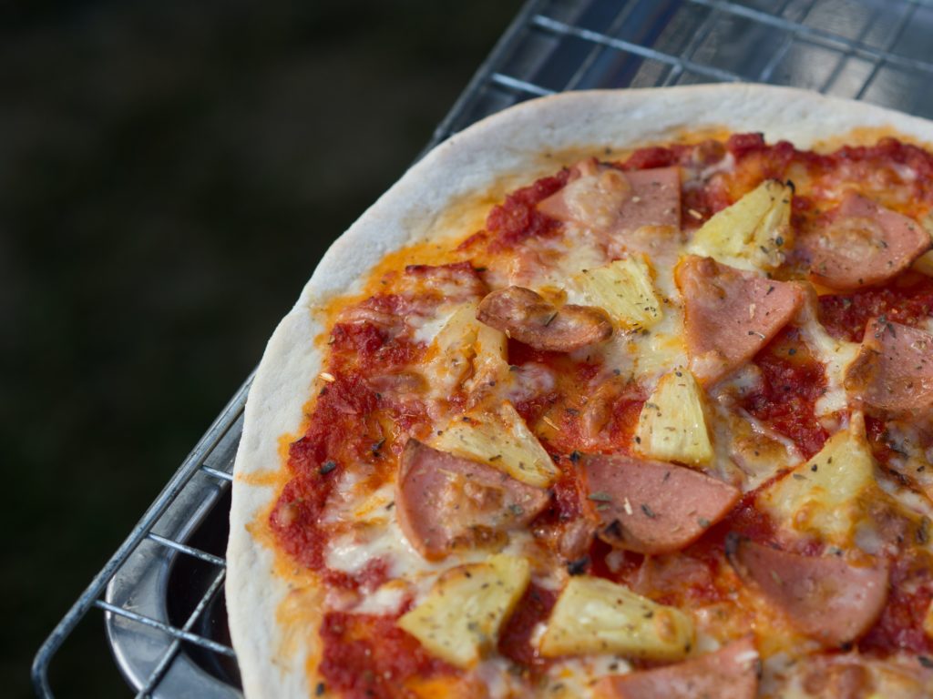 pineapple on pizza